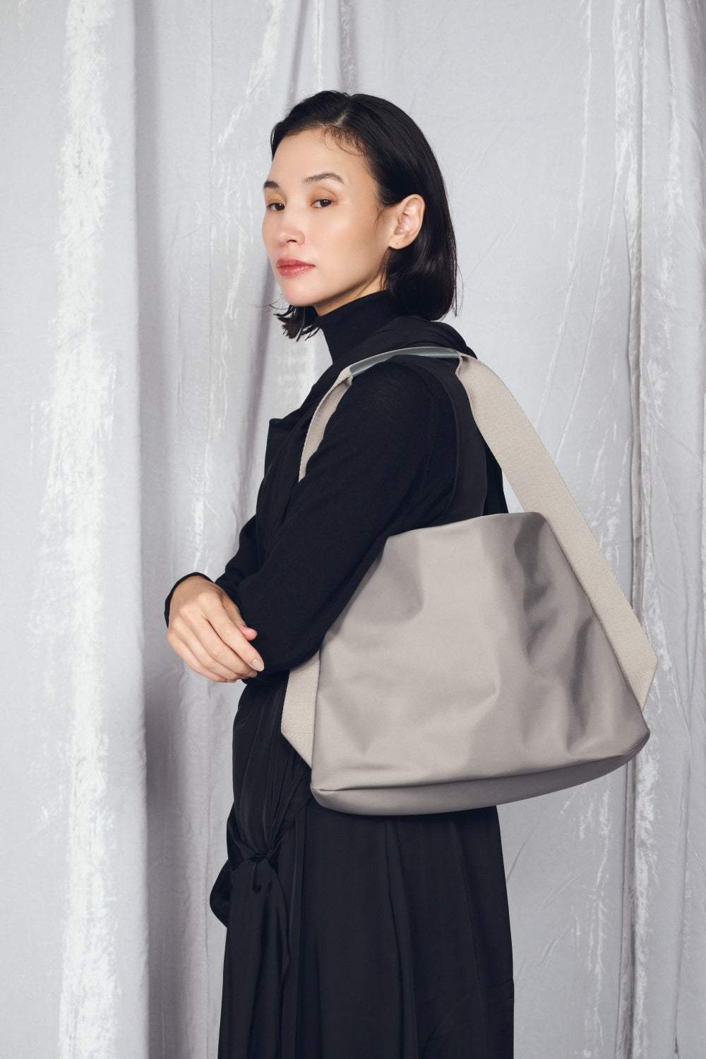 6万取引突破★UPS速達便利用！【LOEWE】L616282X21_スニーカー 6万取引突破☆UPS速達便【LOEWE】M816282XB3_バレエランナー 2.0