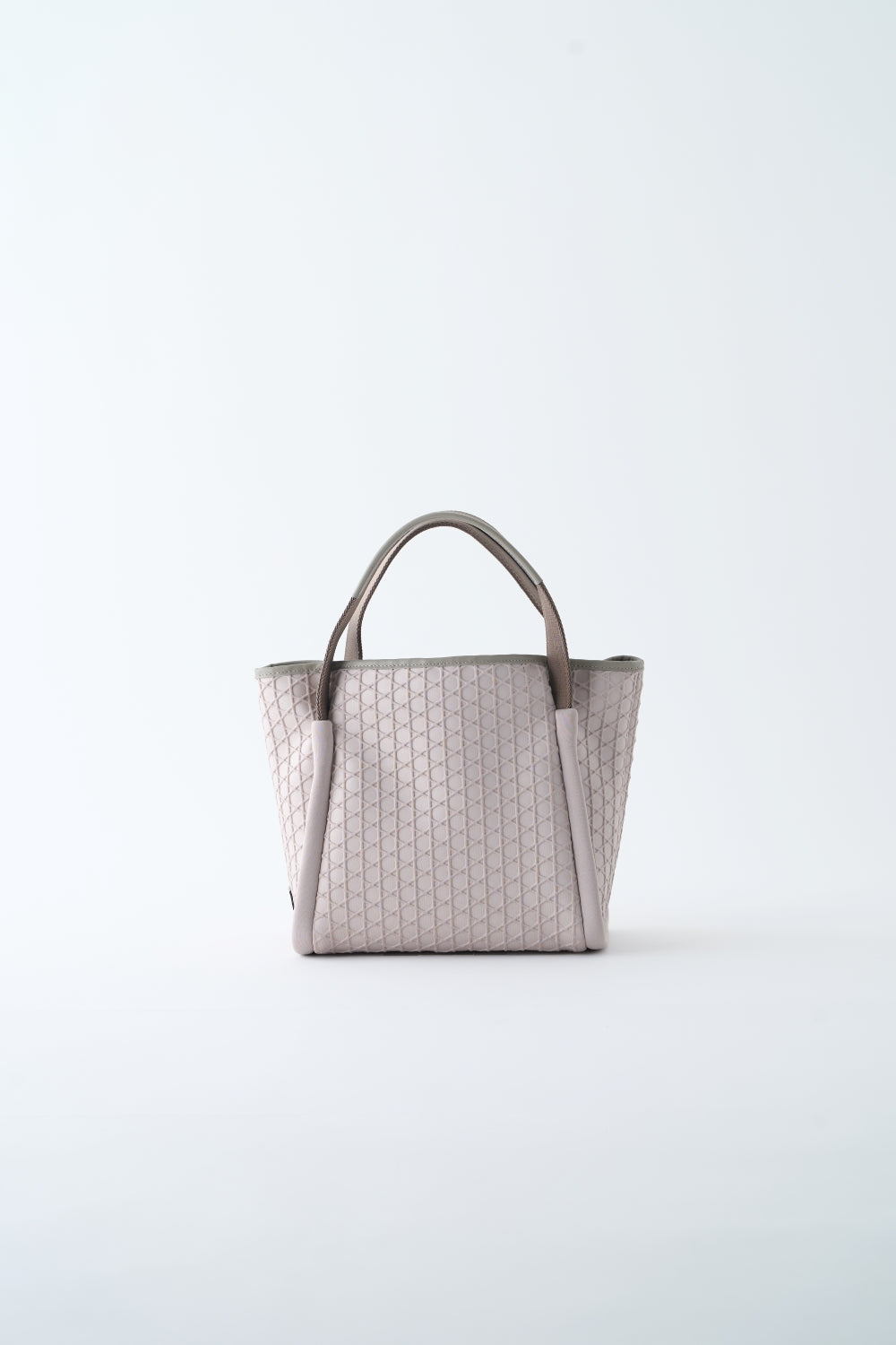 【 】embossed トートバック ※送関込 トートバッグ アイズフロンティア 2024年 完全限定生産