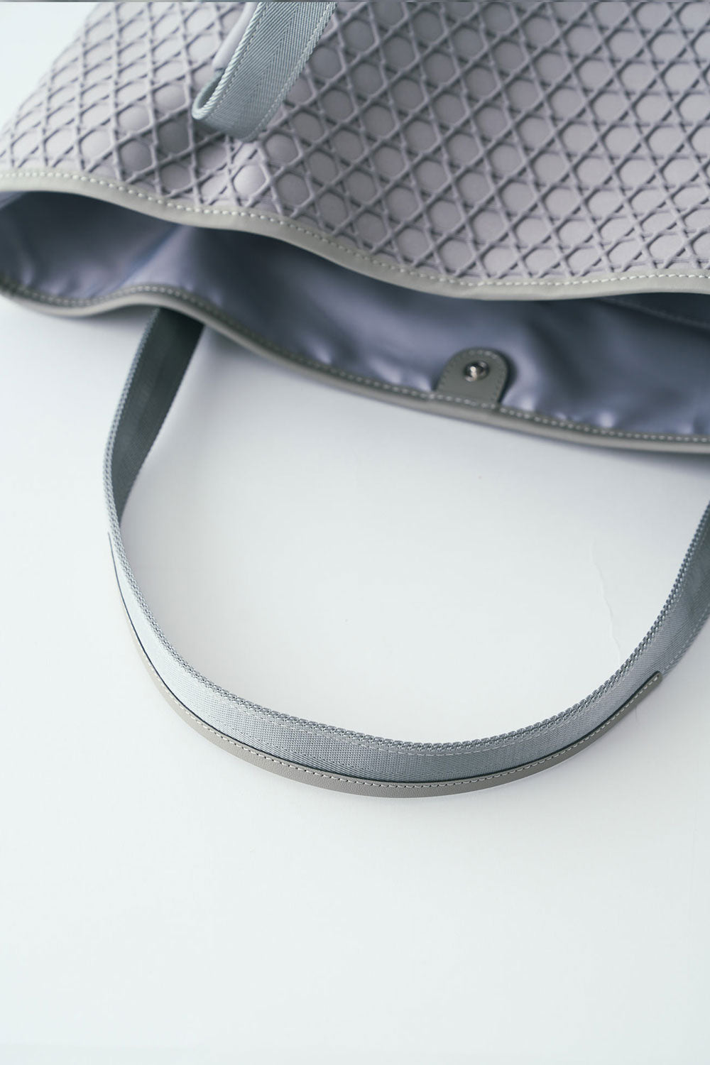 BEST SELLERS No.3 ｜ TOTE BAG KAGOME BONDING (L)【031603】 – LAQUOH