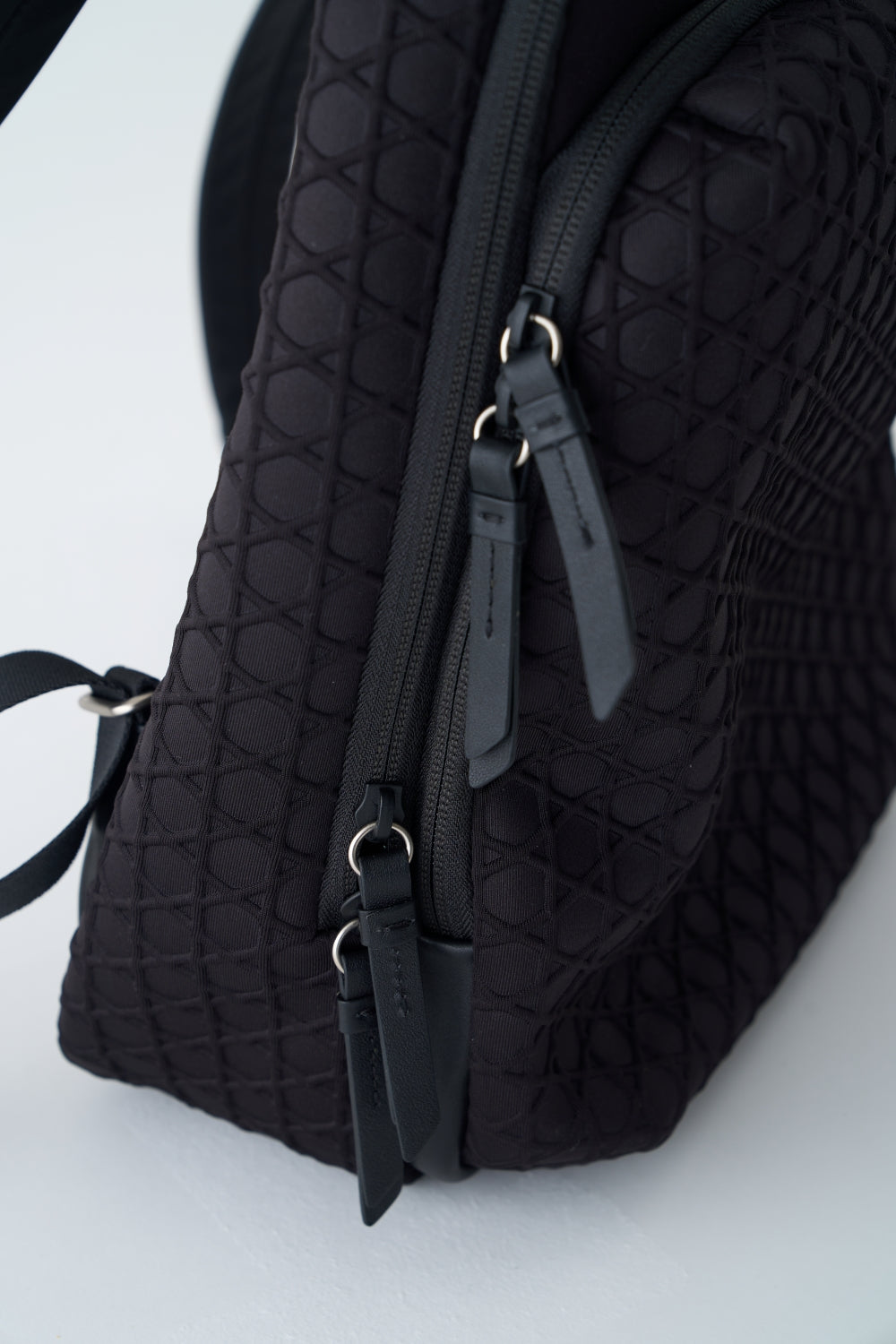 RUCK SACK KAGOME EMBOSS BONDING【031607】 – LAQUOH