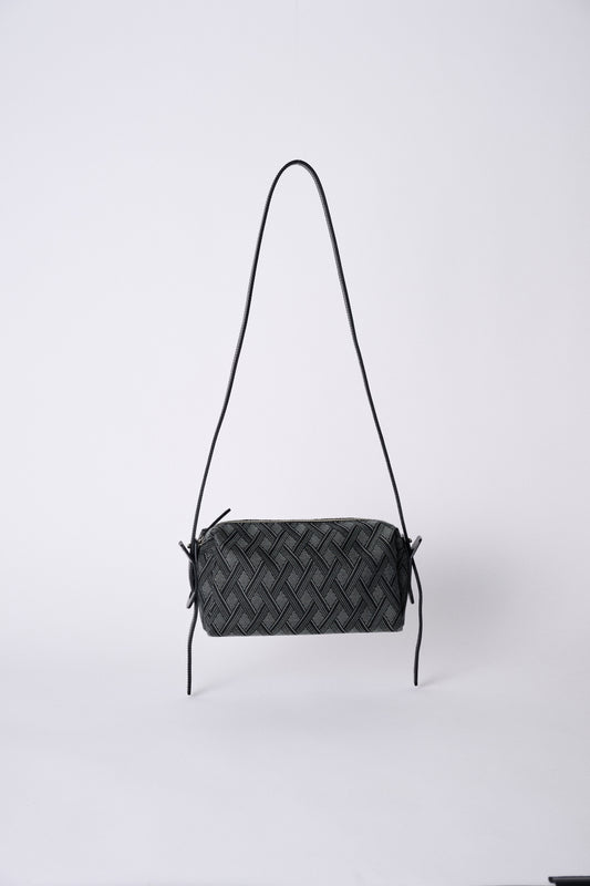 CROSS PATTERN JACQUARD SHOULDER BAG【031760】