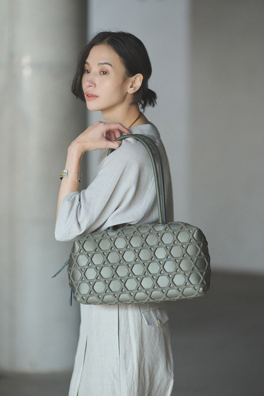 NEW IN｜BOSTON BAG KAGOME LARGE PATTERN BONDING【031817】