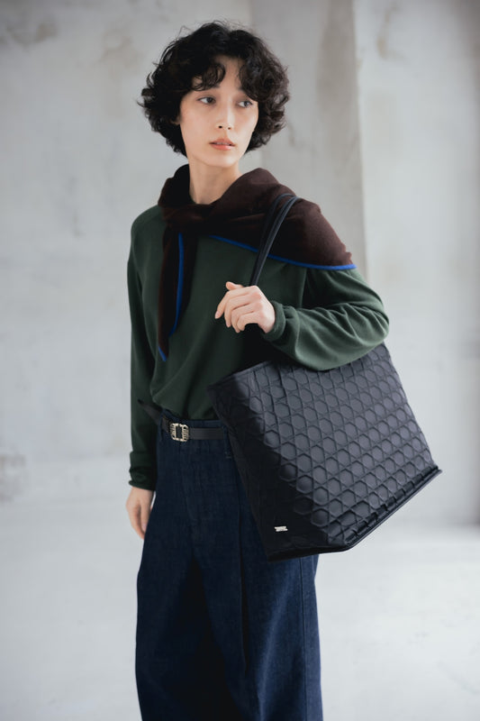 26AW新作【撥水加工】TOTE KAGOME EMBOSS NYLON (L)【031851】