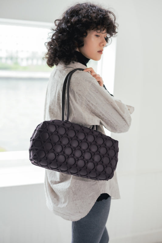 BEST SELLERS No.5｜BOSTON BAG KAGOME LARGE PATTERN EMBOSS BONDING 【031817】