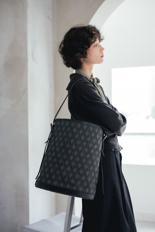 BUCKET  BAG  CROSS PATTERN JACQUARD 【031761】