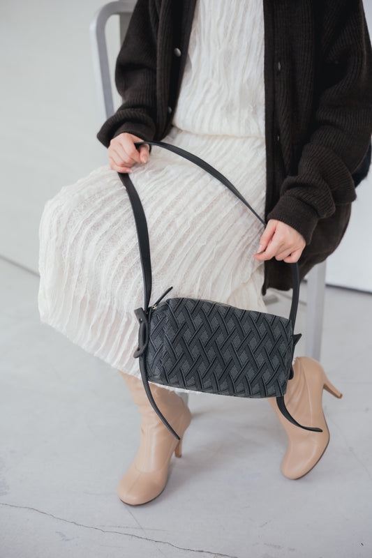 SHOULDER  BAG  CROSS PATTERN JACQUARD【031760】
