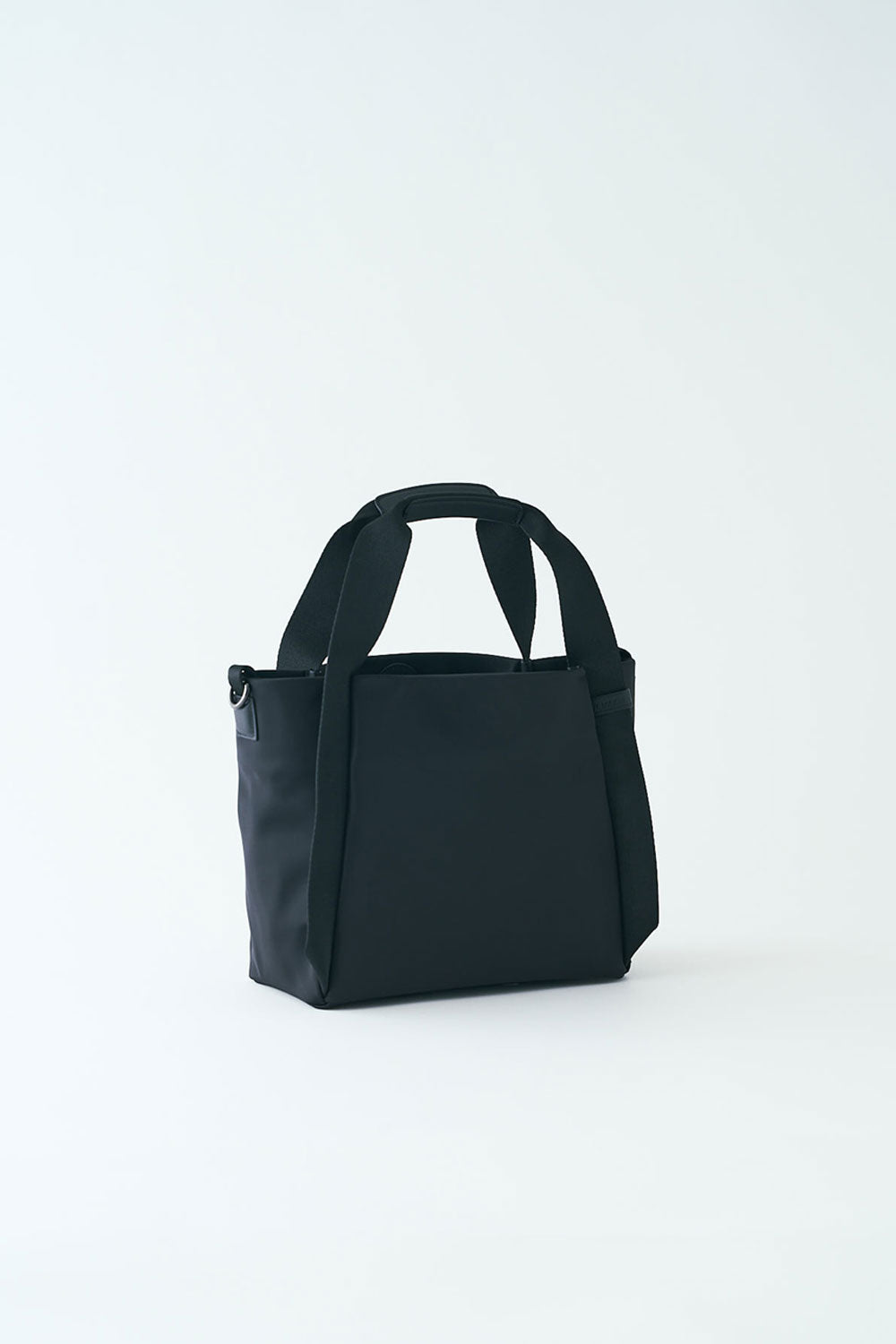 SALE30％OFF】UTILITY MINIMAL NYLON 2WAY TOTE (S)【031679】 – LAQUOH