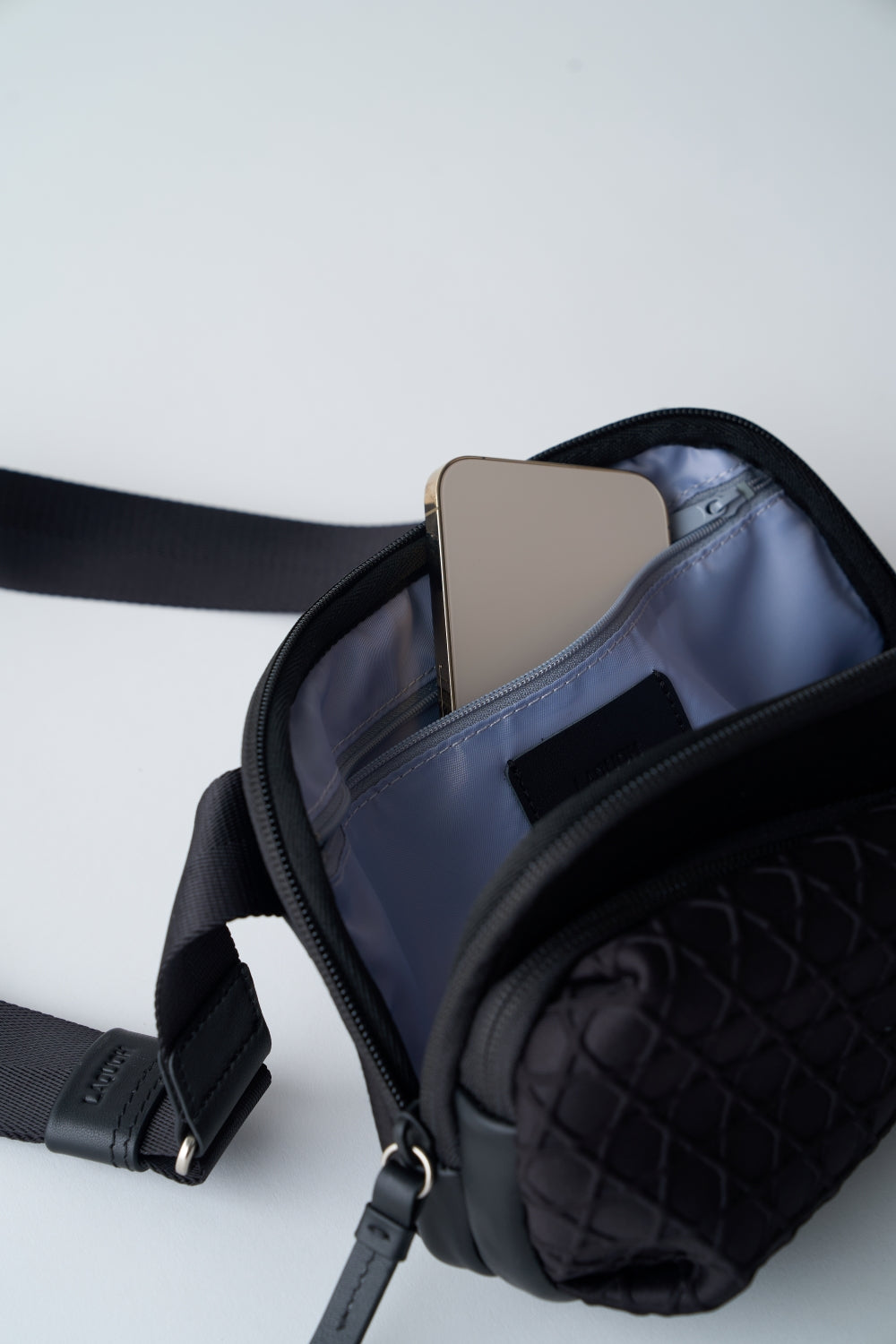 BEST SELLERS No.4 ｜2WAY SHOULDER BAG KAGOME EMBOSS BONDING